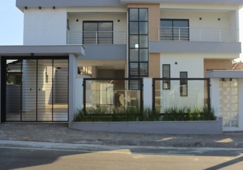ESQUADRIAS DE ALUMÍNIO, MURO DE VIDRO, GUARDA-CORPO DE AÇO INOX E PORTÕES DE ALUMÍNIO