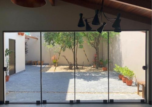 PORTA DE VIDRO TEMPERADO LINHA SLIDE DOOR