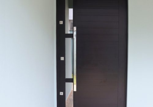 PORTA DEALUMÍNIO COM VIDRO LINHA GOLD